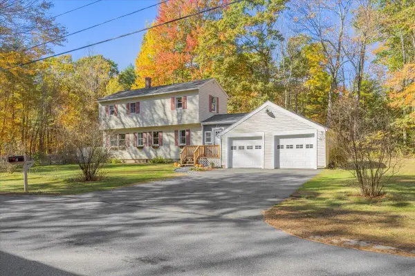 6 Holmes Road, Saco, ME 04072