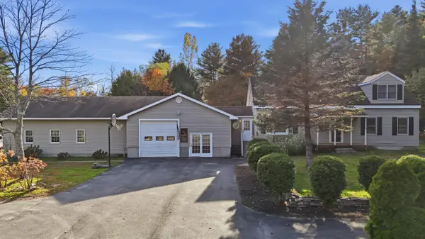 124 Ossipee Trail E, Gorham, ME 04038