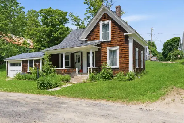 16 Depot Street, West Paris, ME 04289