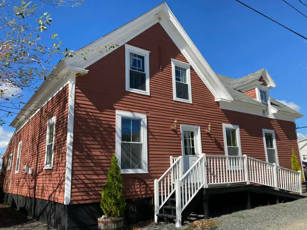 2 West Bay Road, Gouldsboro, ME 04607