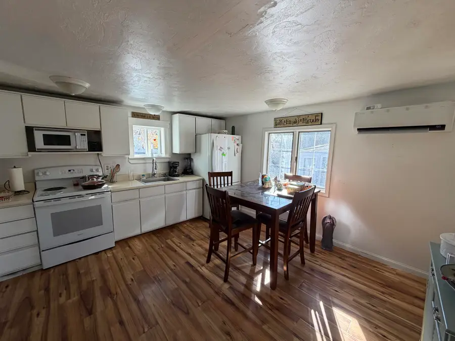 33 Charles Street, Houlton, ME 04730 - #3