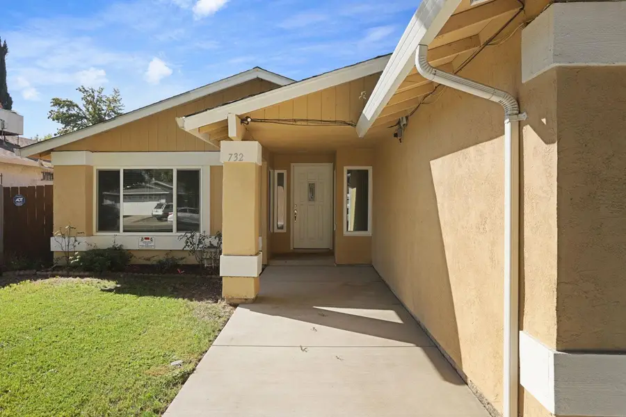 732 Fordham Drive, Stockton, CA 95210 - Image #2