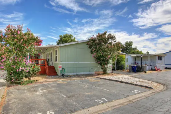 17 Commodore Lane, Sacramento, CA 95838