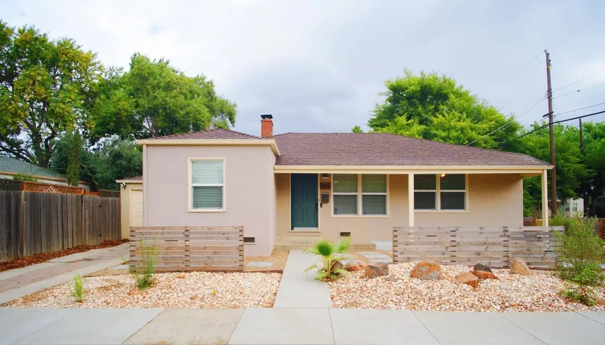 5535 8th Avenue, Sacramento, CA 95820 - #1