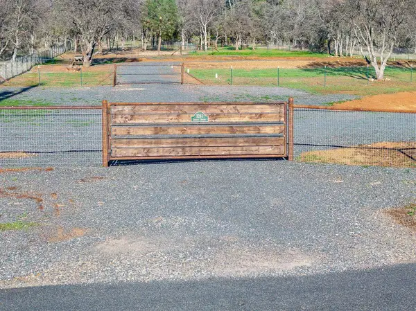 3261 Granite Springs Road, Coulterville, CA 95311