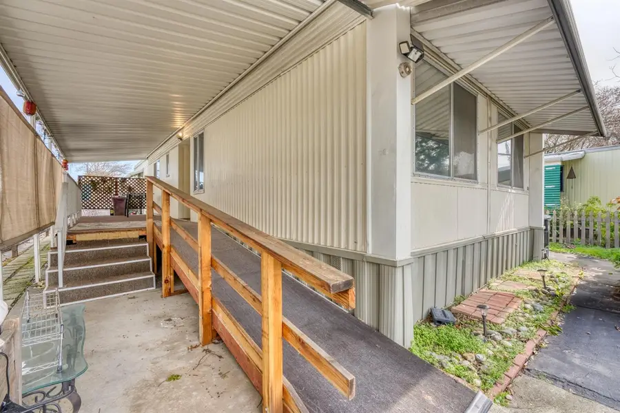 5202 Brook Park Lane, Sacramento, CA 95841 - Image #3