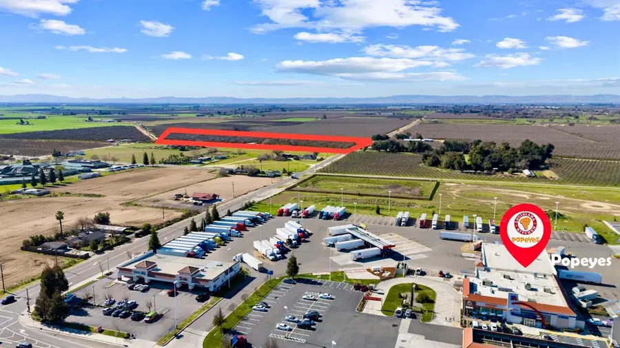 14127 Vinewood Avenue, Livingston, CA 95334 - Image #2