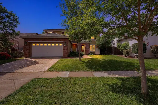 1670 Guildford Way, Plumas Lake, CA 95961