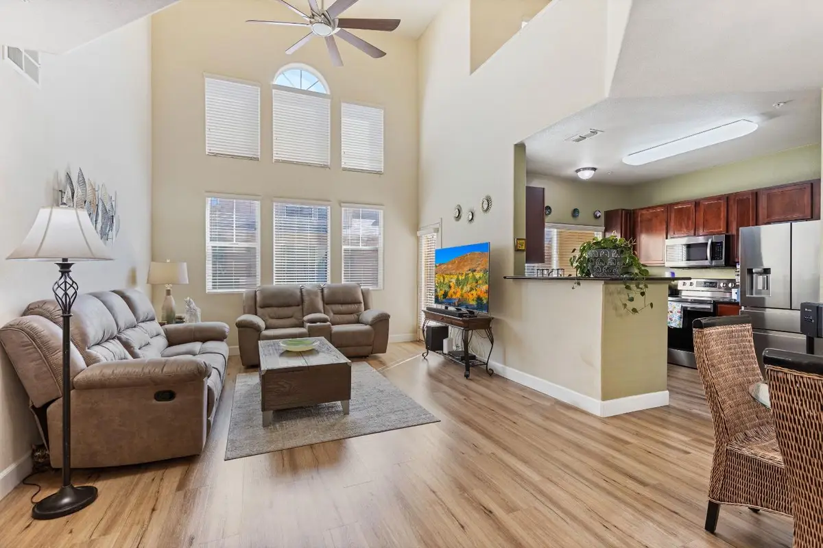 1900 Danbrook Drive #1221, Sacramento, CA 95835 - Image #1