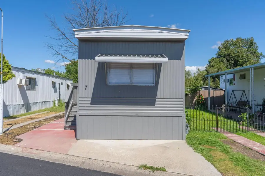 5835 Cherokee Road #7, Stockton, CA 95215 - Image #3