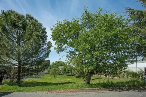 517 Silver Leaf Drive, Oroville, CA 95966