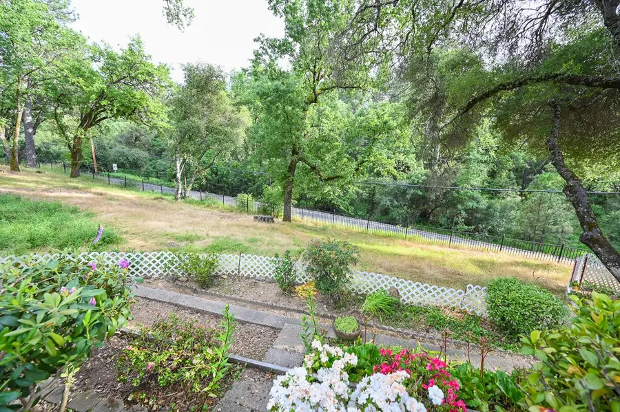 1281 Pleasant Valley Road #15, Diamond Springs, CA 95619 - Image #3