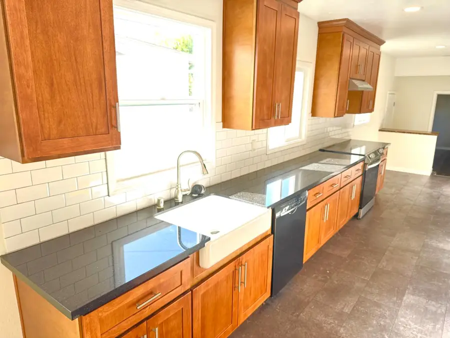 209 4th Street, Isleton, CA 95641 - Image #2