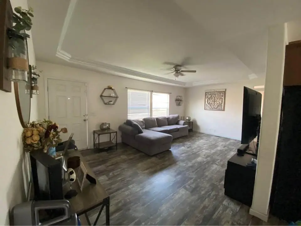 1624 S Highway 99 Rd #19, Manteca, CA 95336 - Image #1