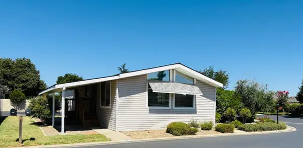 2240 Golden Oak Lane #134, Merced, CA 95341