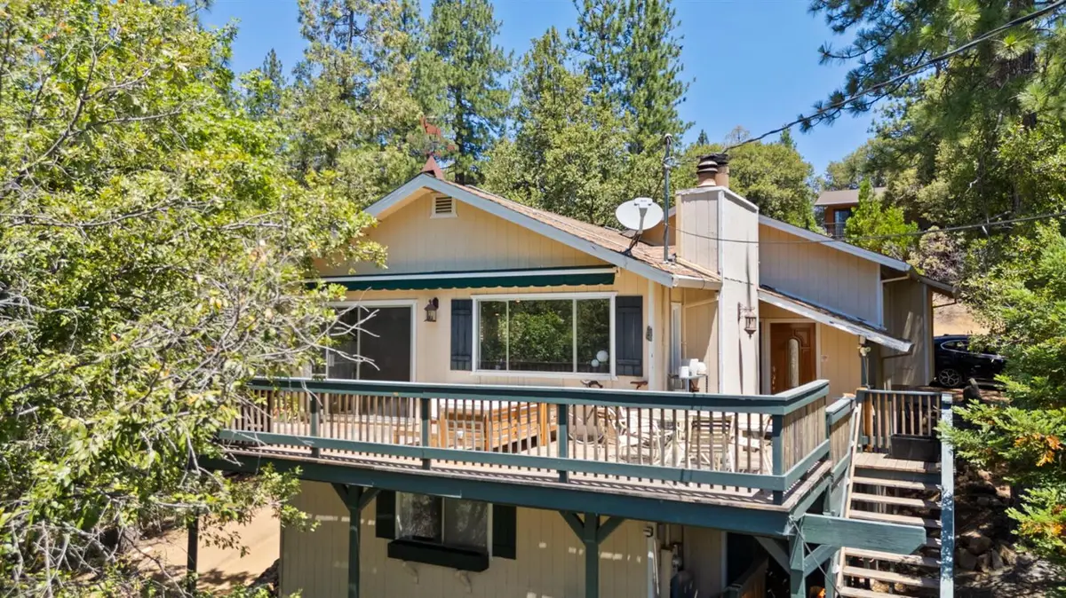 20018 Pine Mountain Drive, Groveland, CA 95321 - Image #1