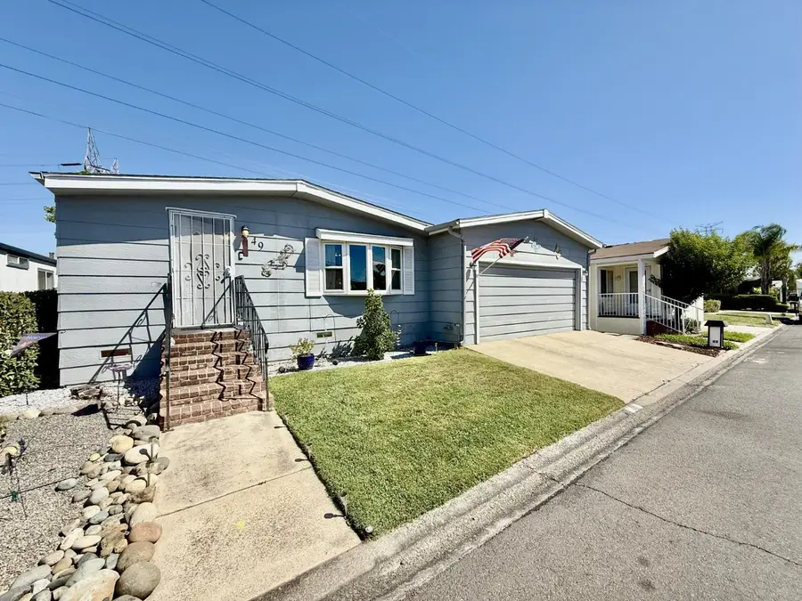 49 Hancock Dr, Roseville, CA 95678 - Image #2