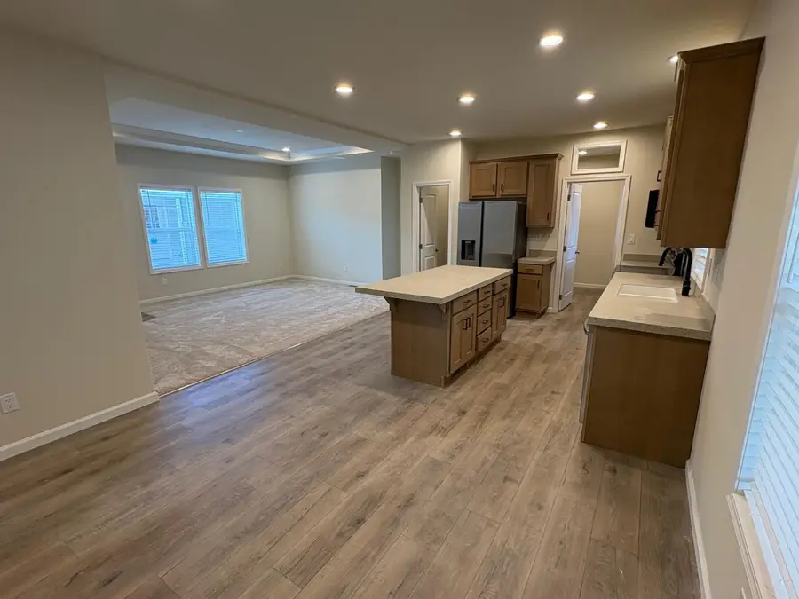 Address Withheld By Seller, Outside California, CA 97501 - Image #3