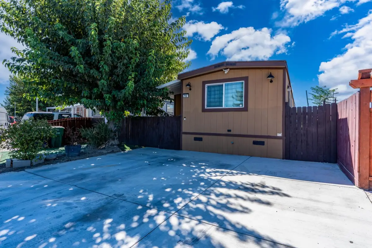 436 N Mercey Springs #16, Los Banos, CA 93635 - Image #1