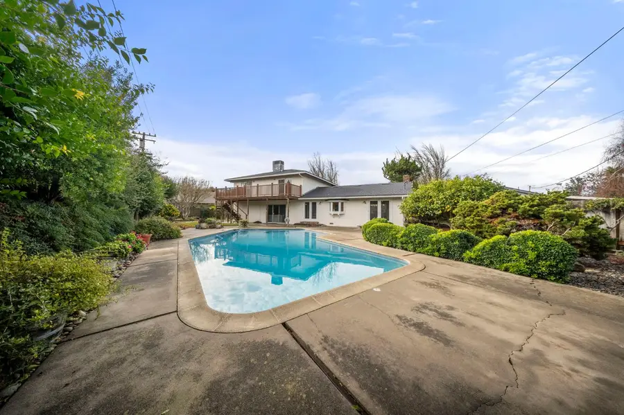 929 Terrace Place, Modesto, CA 95350 - Image #2