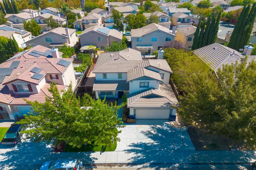 1338 Michael Drive, Tracy, CA 95377 - Image #2