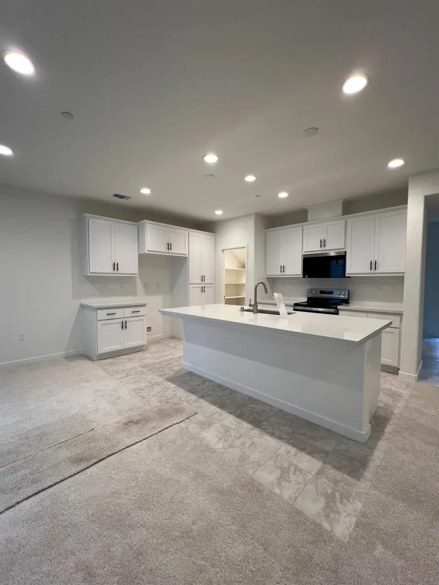 17216 Bosch Avenue, Lathrop, CA 95330 - Image #3