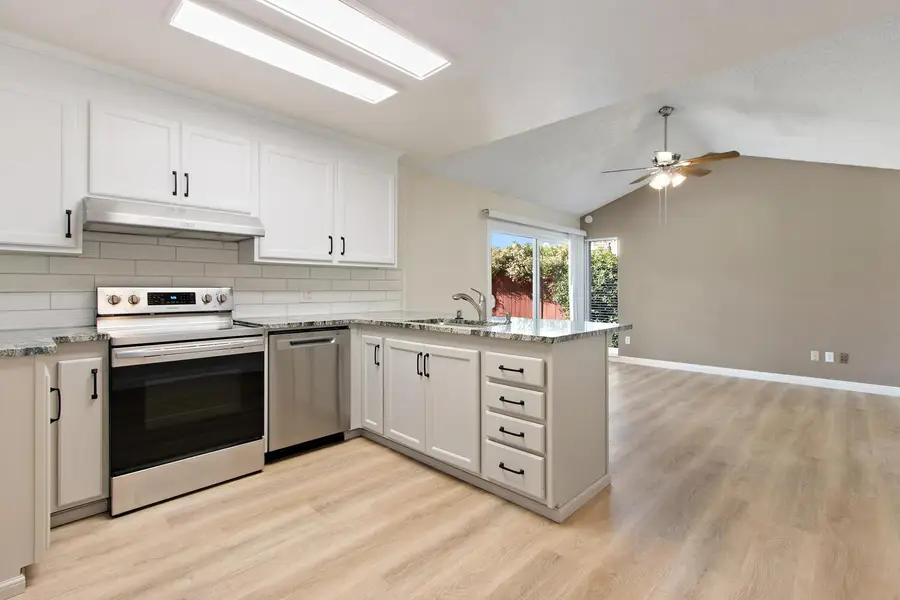 7236 Ojai Court, Sacramento, CA 95842 - Image #2