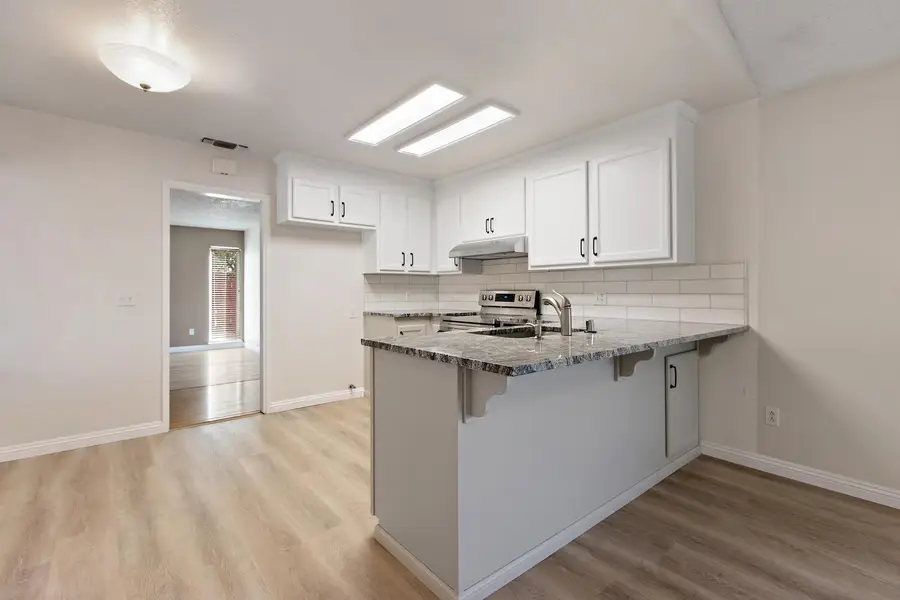 7236 Ojai Court, Sacramento, CA 95842 - Image #3