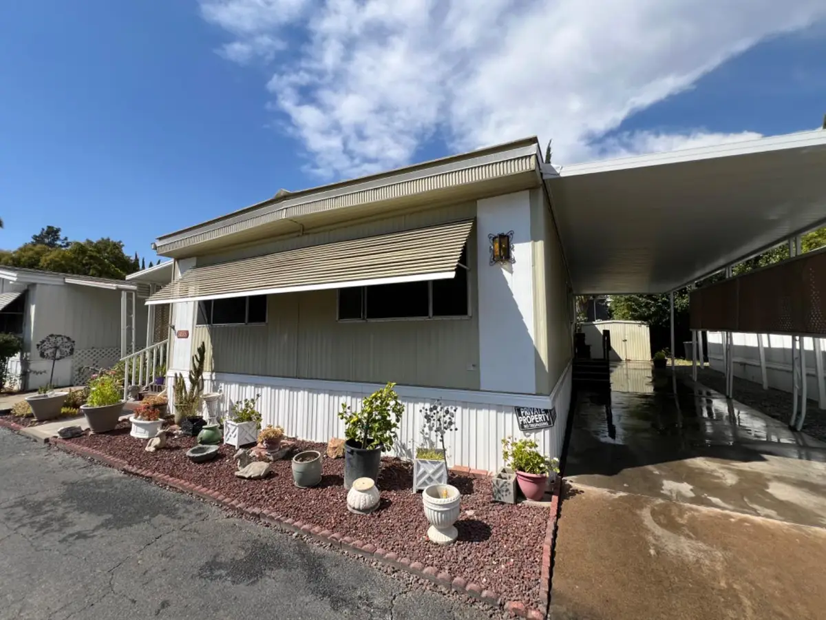 3835 Stillman Park Circle, Sacramento, CA 95824 - Image #1