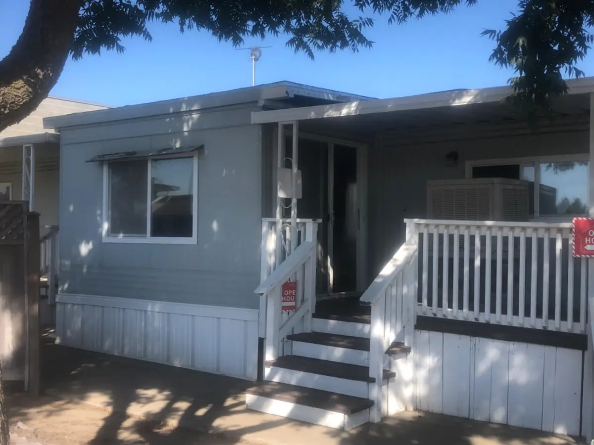 880 East F Street #A, Oakdale, CA 95361 - Image #1