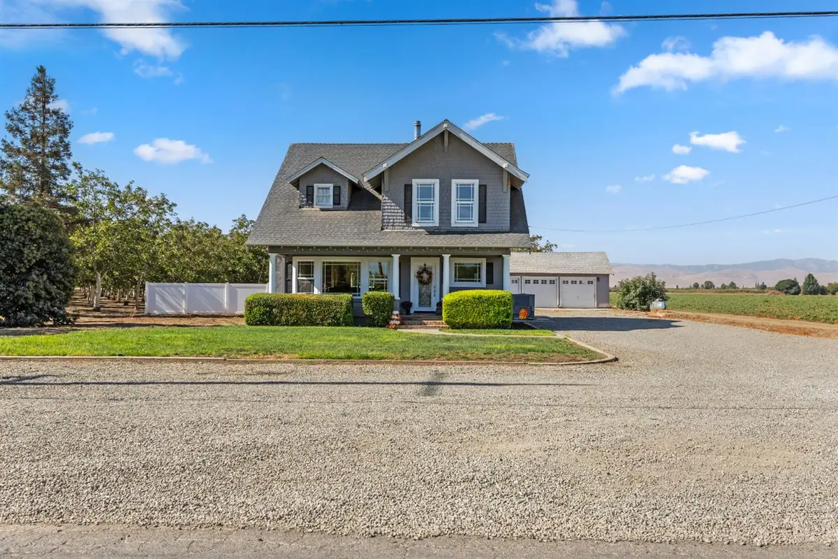 12407 Elm Avenue, Patterson, CA 95363 - Image #1