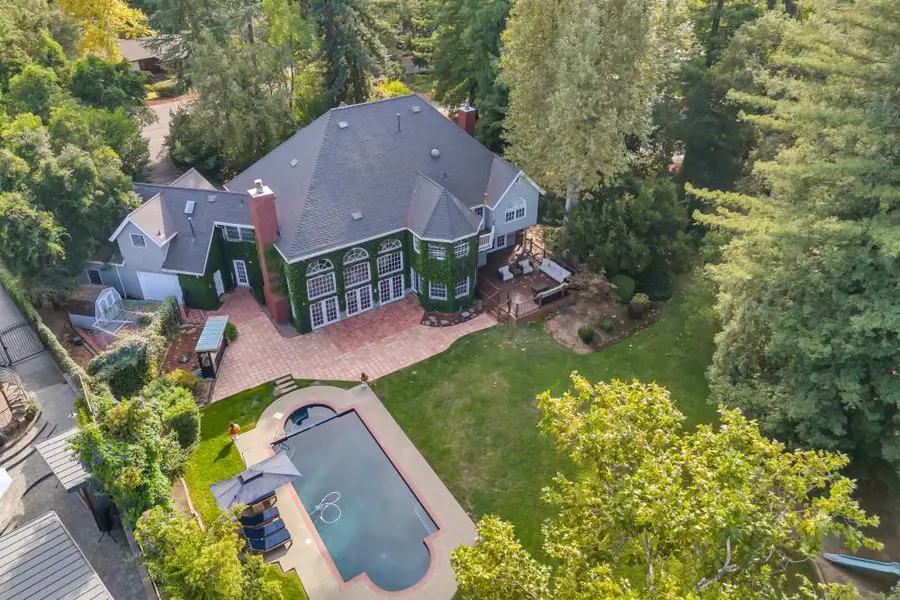 6809 Stanley Avenue, Carmichael, CA 95608 - Image #2