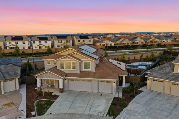 810 Broken Bit Court, Rocklin, CA 95765