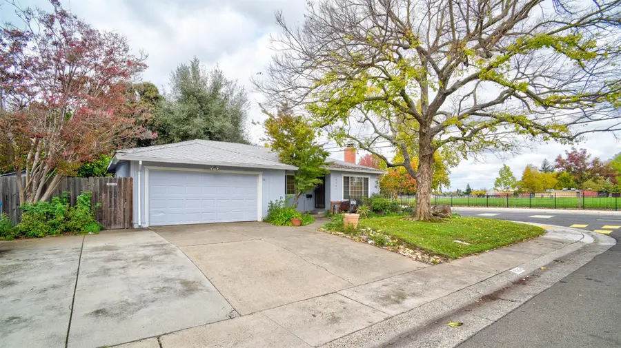 10361 Daniel Way, Rancho Cordova, CA 95670 - Image #3