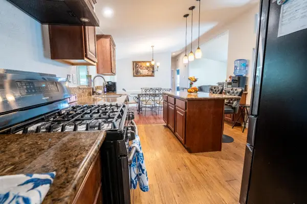 4963 Eleven Oaks Lane, North Highlands, CA 95660