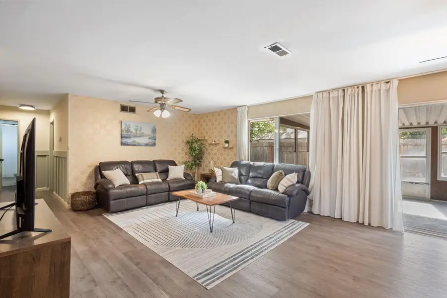 4168 Worthington Drive, North Highlands, CA 95660 - Image #2