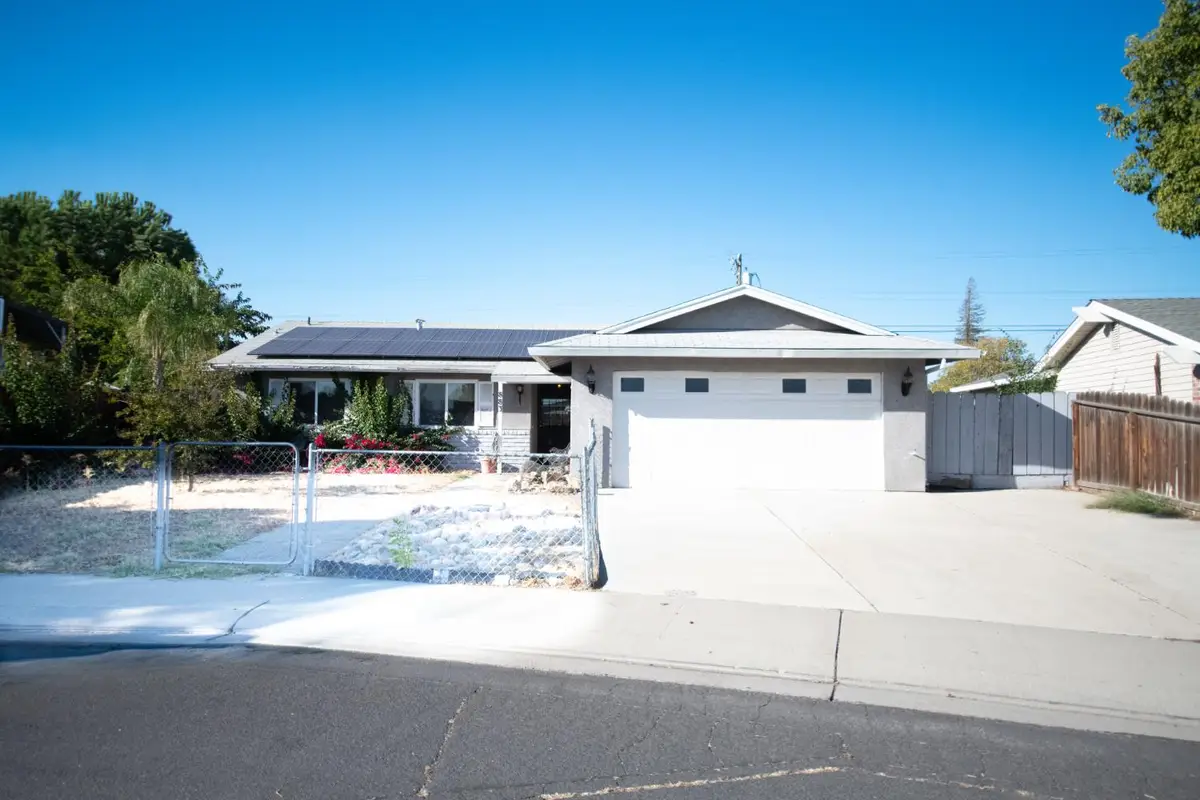 883 El Dorado Street, Manteca, CA 95337 - Image #1
