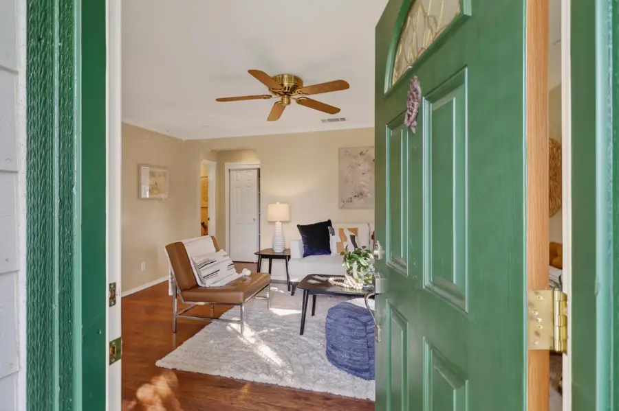 9689 Kent Street, Elk Grove, CA 95624 - Image #3