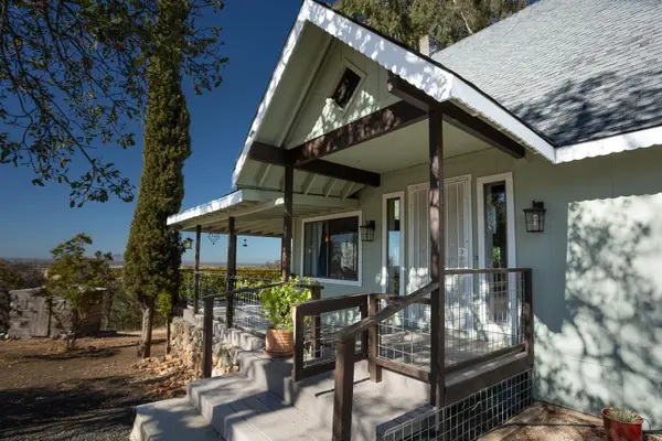 135 Sunny Hills Rd, Bangor, CA 95914