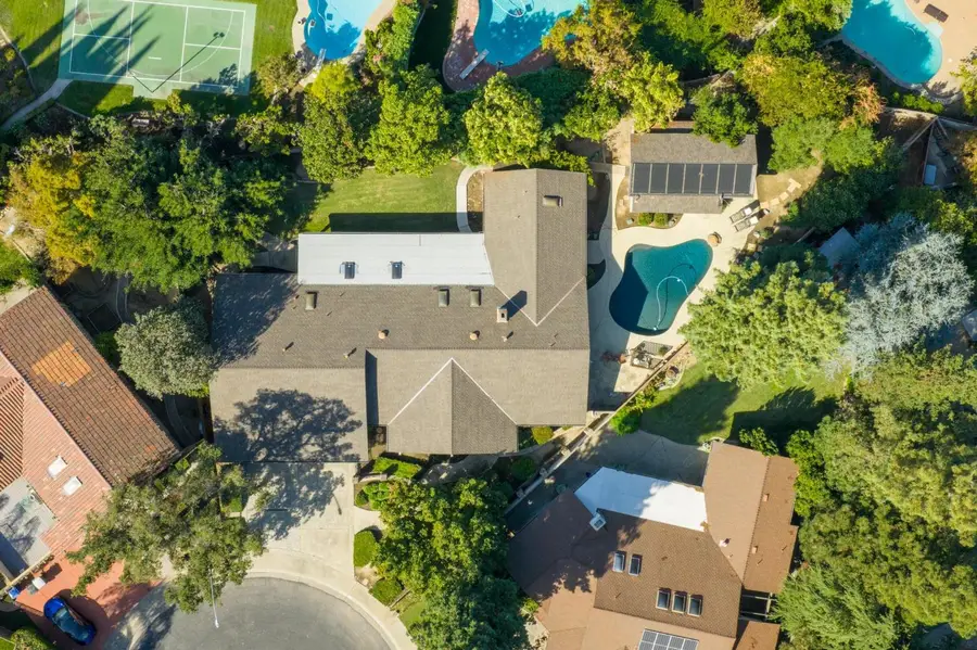 909 Sharnee Circle, Modesto, CA 95355 - Image #2