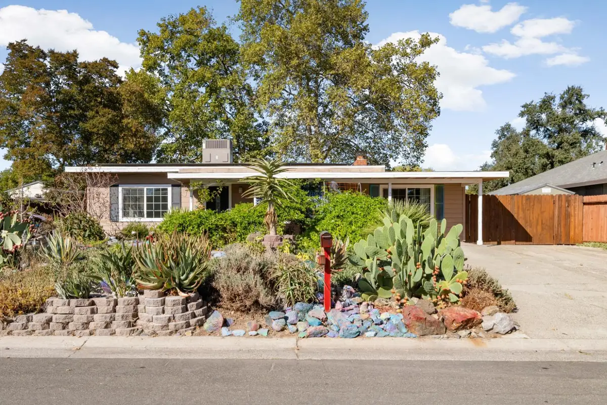 3531 Greenview Lane, Sacramento, CA 95821 - #1