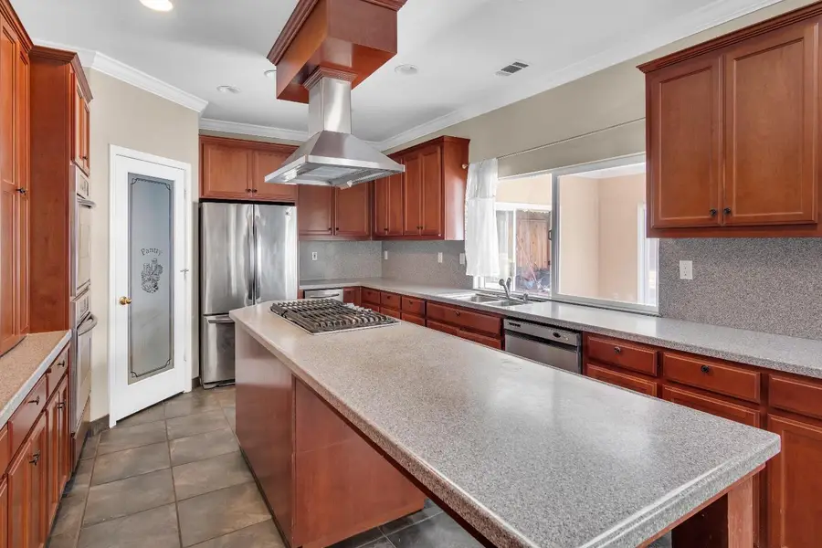 3510 Iron Canyon Circle, Stockton, CA 95209 - Image #2