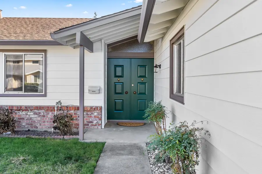 4612 Hayford Way, Sacramento, CA 95842 - Image #3