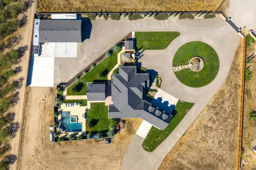 1842 E Palm Tree Lane, Manteca, CA 95336 - Image #2