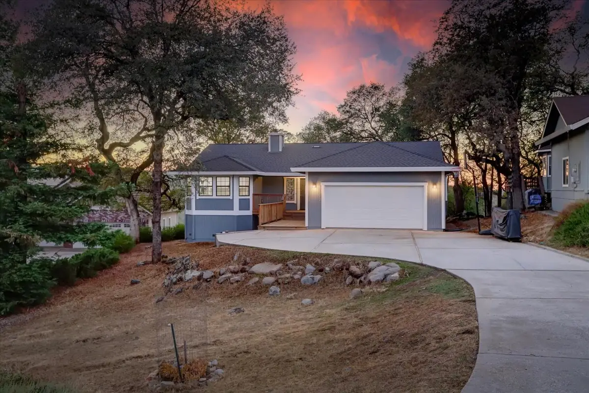 11612 Linnet Court, Penn Valley, CA 95946 - Image #1