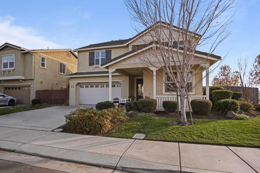 1394 Burton Way, Manteca, CA 95337 - Image #2
