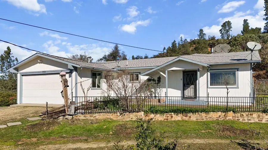 9504 Rattlesnake Lane, Redding, CA 96001 - Image #3