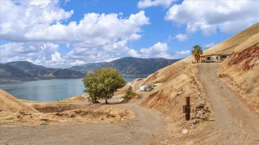 34000 E Trimmer Springs Road, Sanger, CA 93657 - Image #3