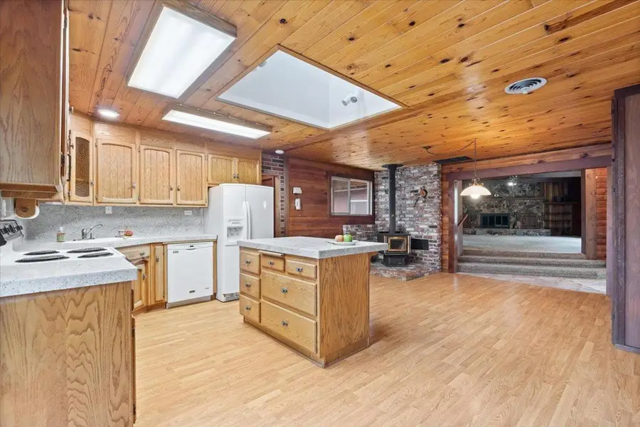 21607 Rambling Road, Grass Valley, CA 95945 - Image #3