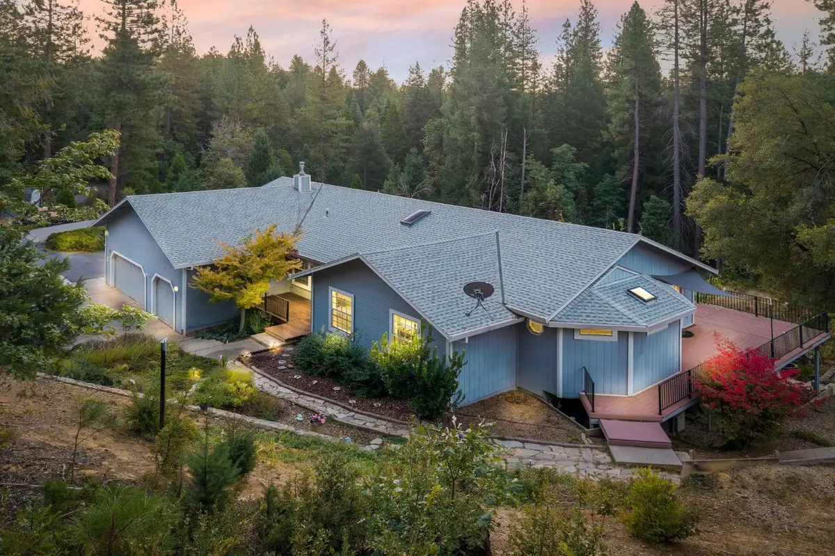 12401 Old Mine Road, Grass Valley, CA 95945 - Image #1